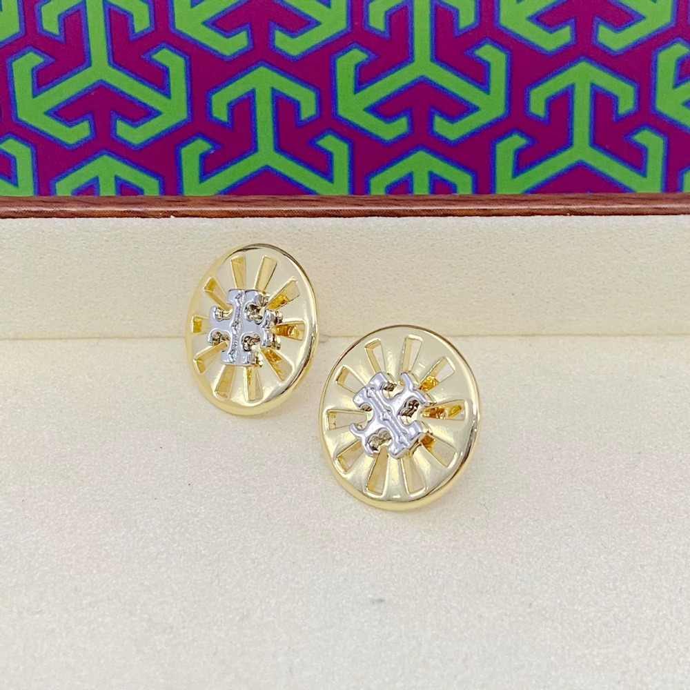 Tory Burch Hollow Geometric Letter Earrings